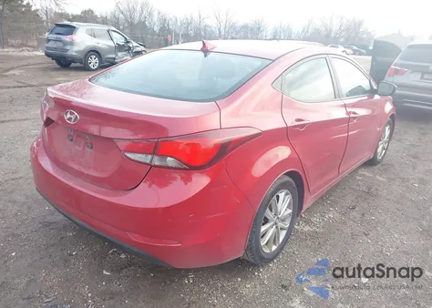 2015 Hyundai Elantra Se z USA, uszkodzony, nr VIN KMHDH4AE2FU393895